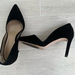Ann Taylor suede pumps size 5.5 women’s